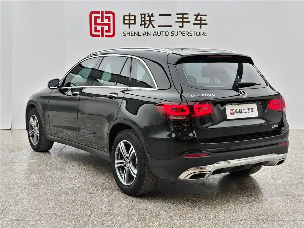 Mercedes-Benz GLC 2021 GLC 260 L 4MATIC Sporty фото 3