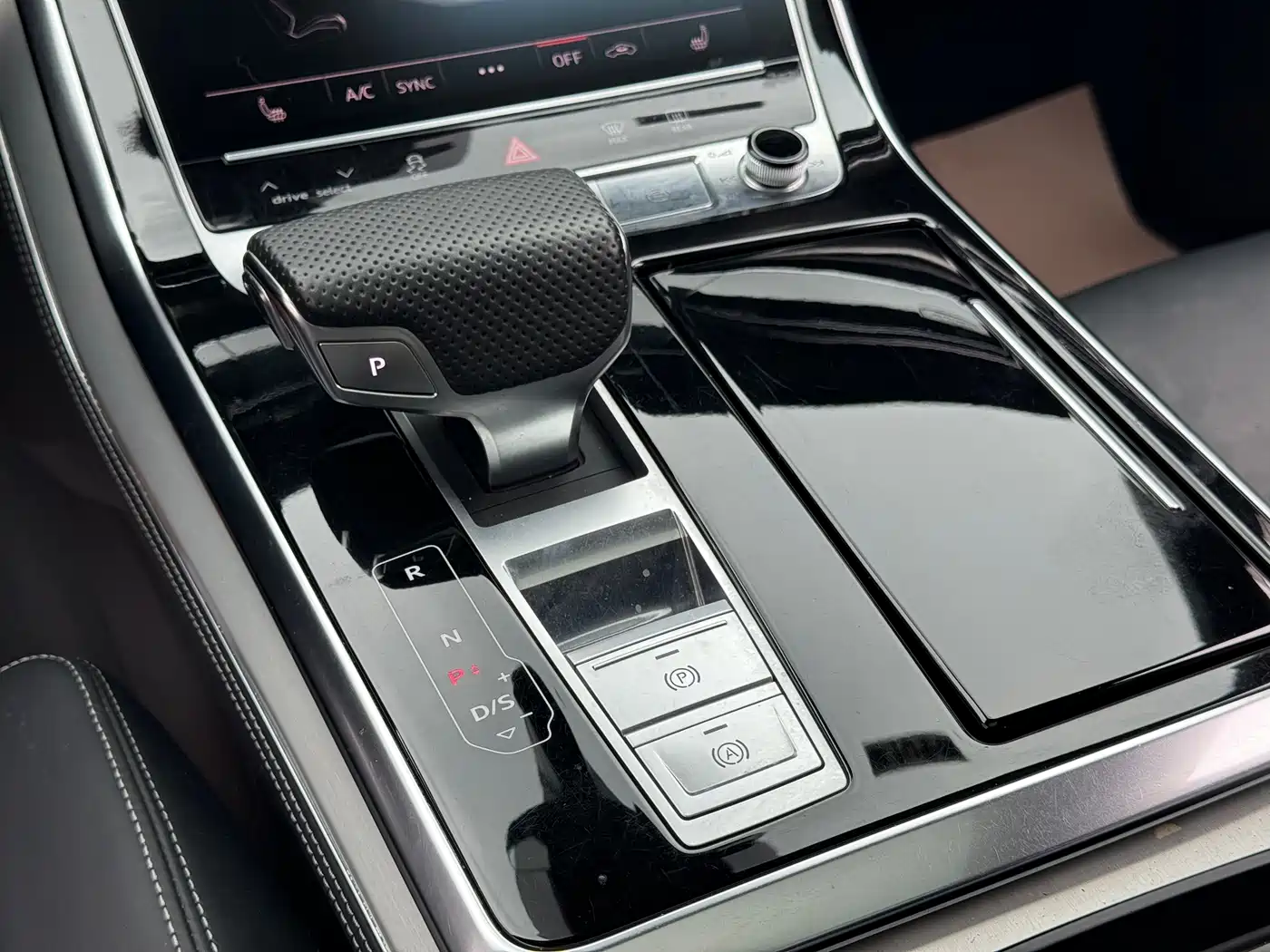 Audi Q8 2019 55 TFSI Supreme Limited Edition фото 12