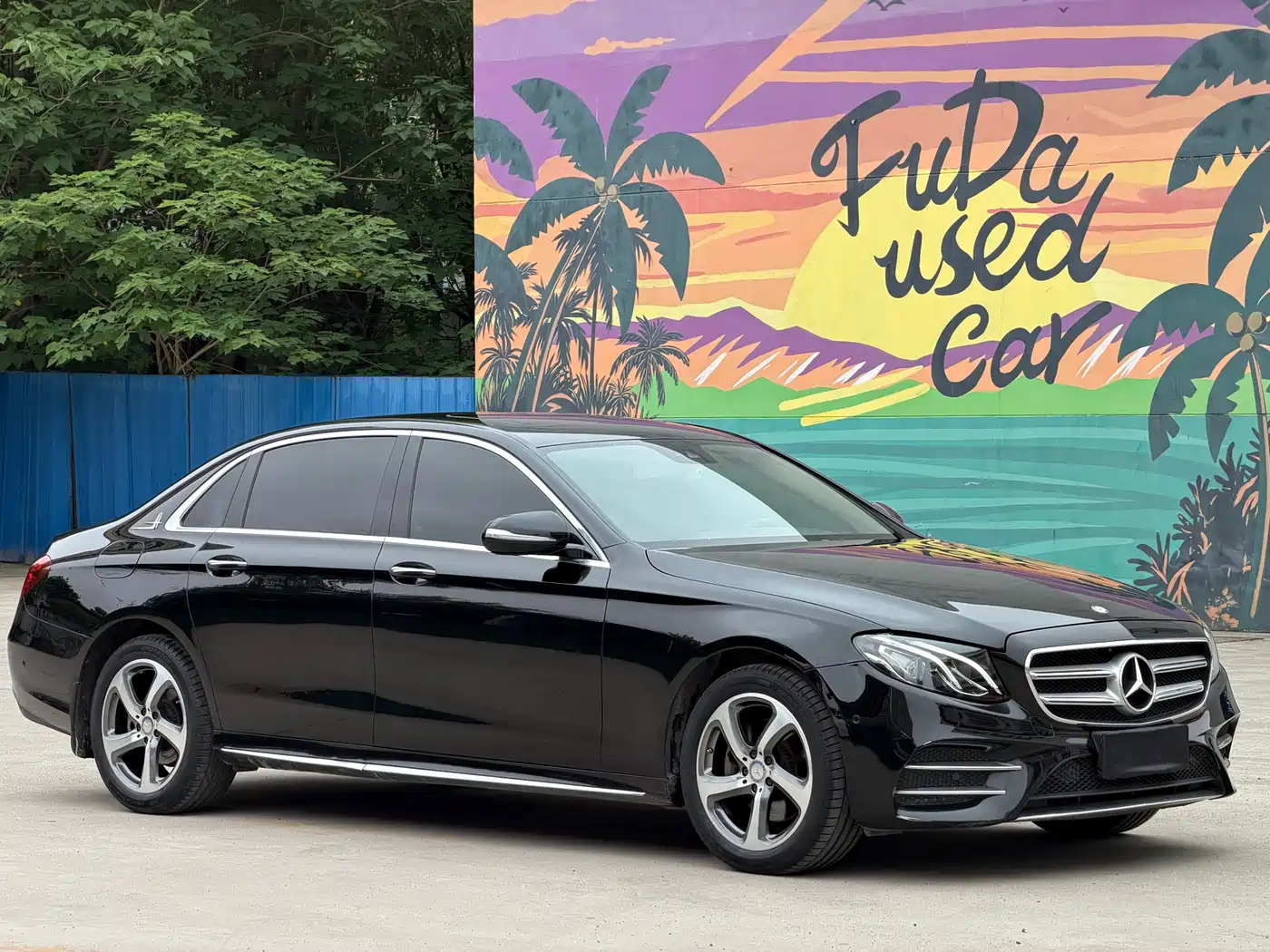 Mercedes-Benz E-Class 2017 E 200 L 4MATIC фото 3