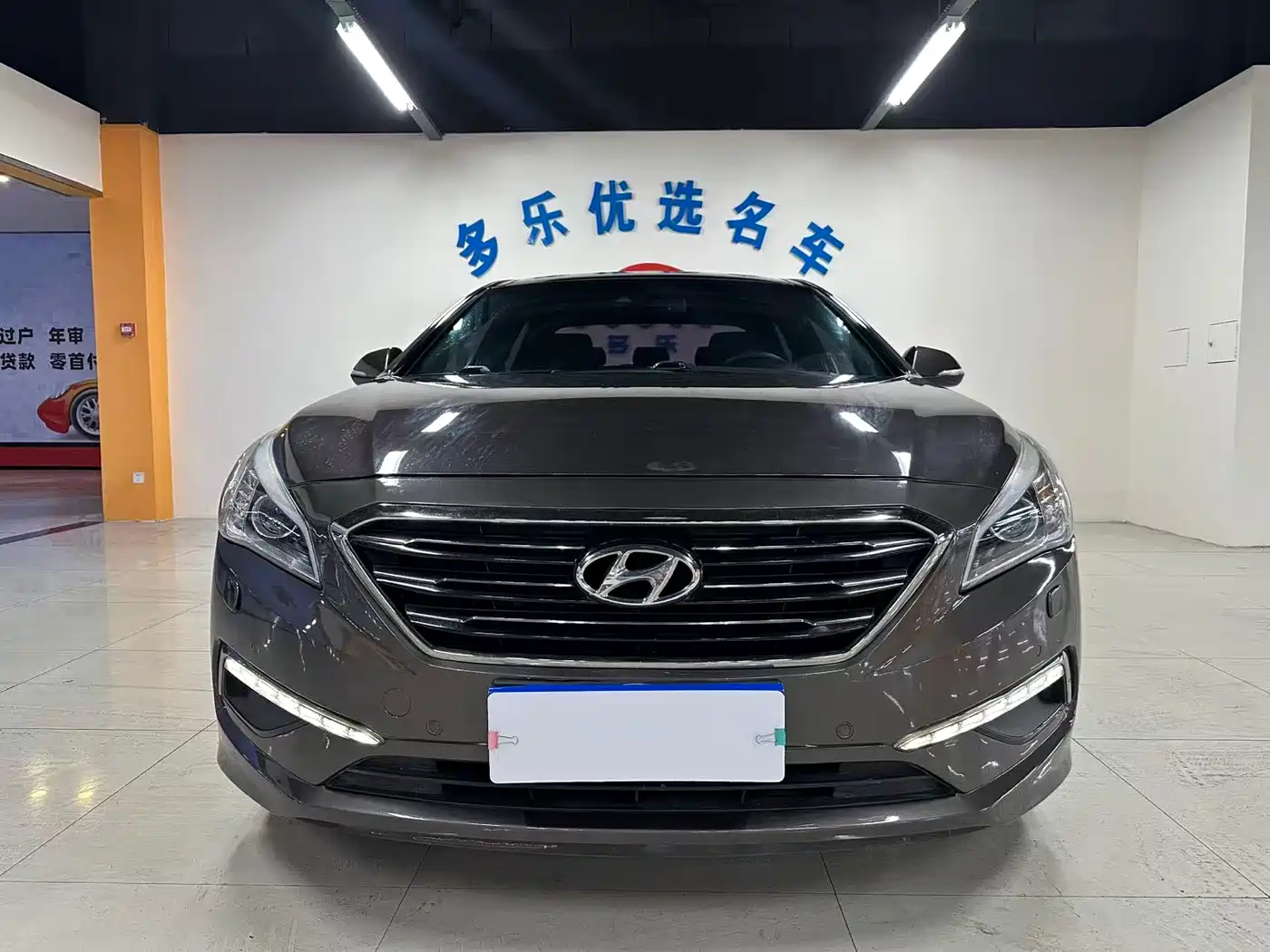 Hyundai Sonata 2015 1.6T DLX Premium фото 2