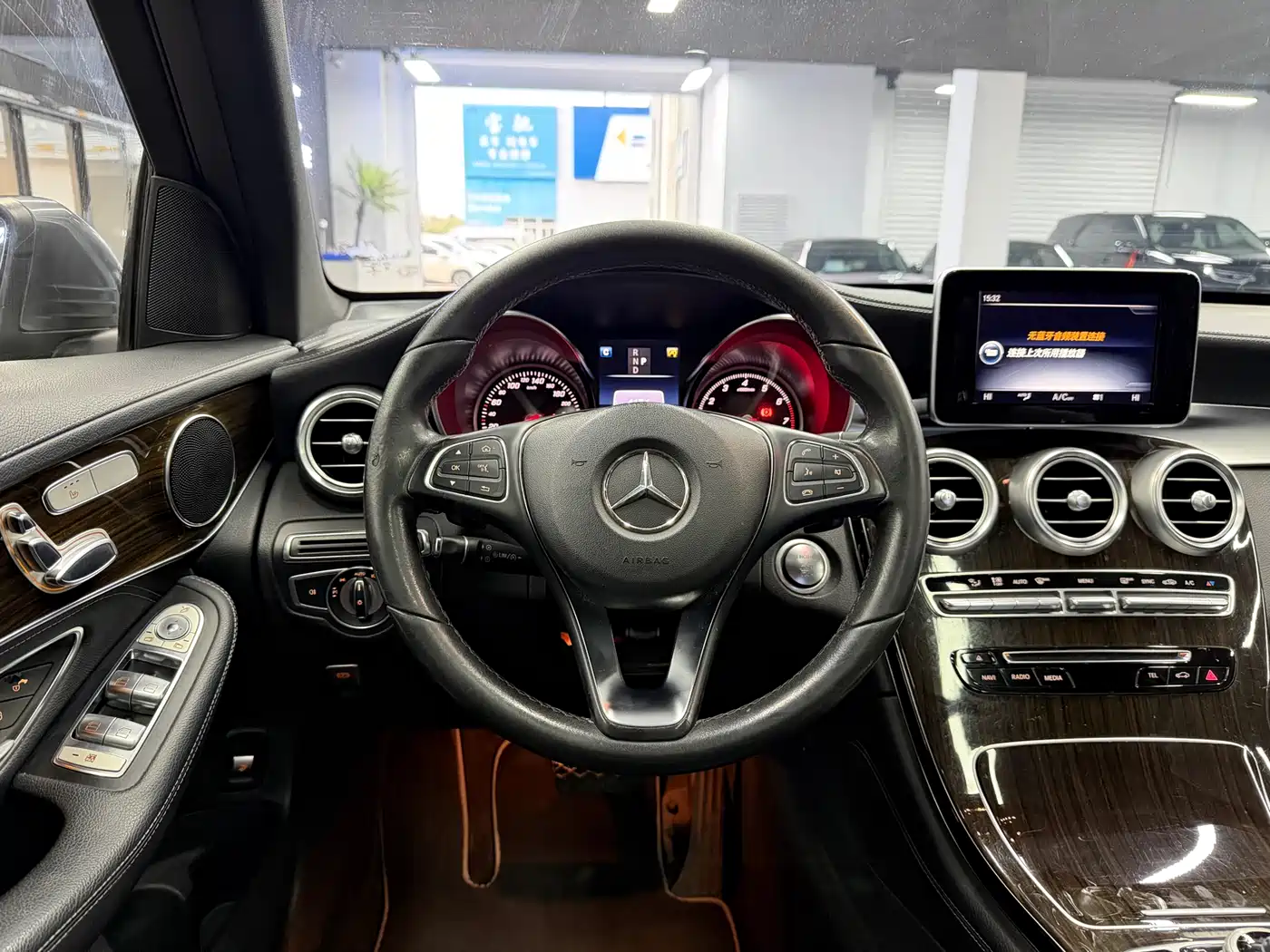 Mercedes-Benz GLC 2017 GLC 260 4MATIC Dynamic фото 8