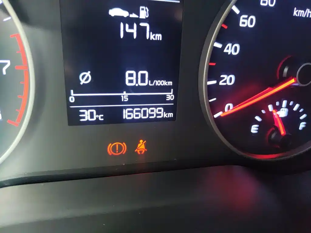 Kia K2 2018 2017 Sedan 1.4L AT 15th Anniversary Special Edition GLS