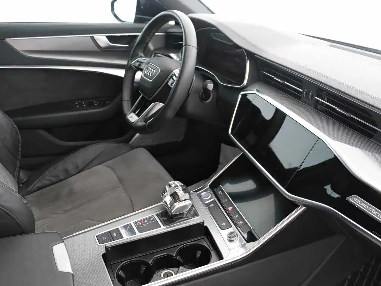 Audi A6L 2019 40 TFSI Luxury Dynamic фото 9