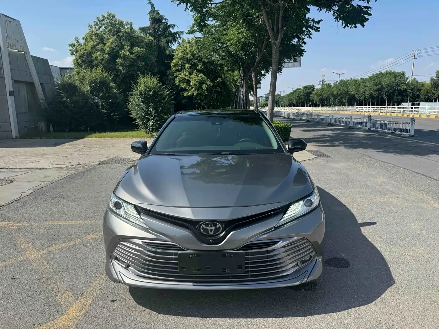 Toyota Camry 2018 2.5G Luxury Edition фото 8