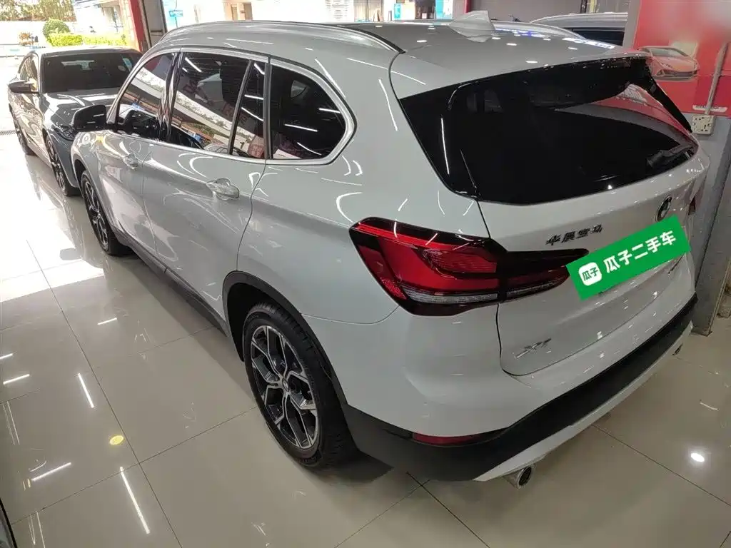 BMW X1 2022 sDrive25Li Leading фото 5