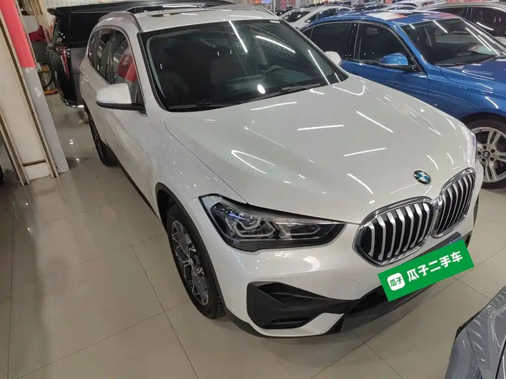 BMW X1 2022 sDrive25Li Leading фото 4