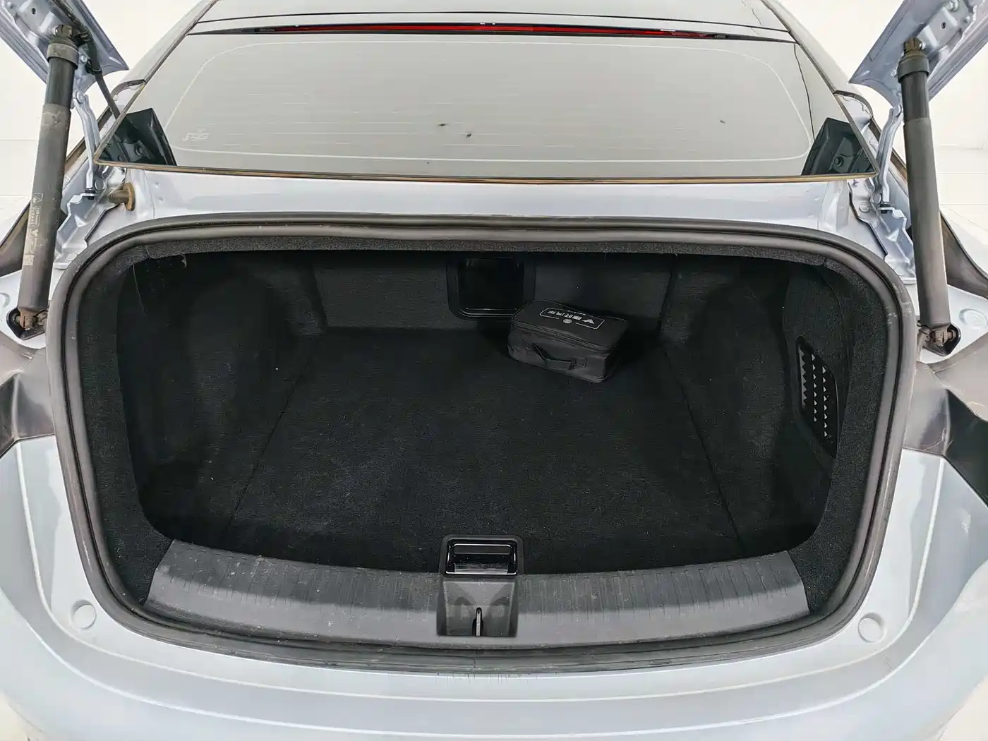Nezha Auto Nezha S 2024 2024 Facelift Extended Range 1060 Lite Edition