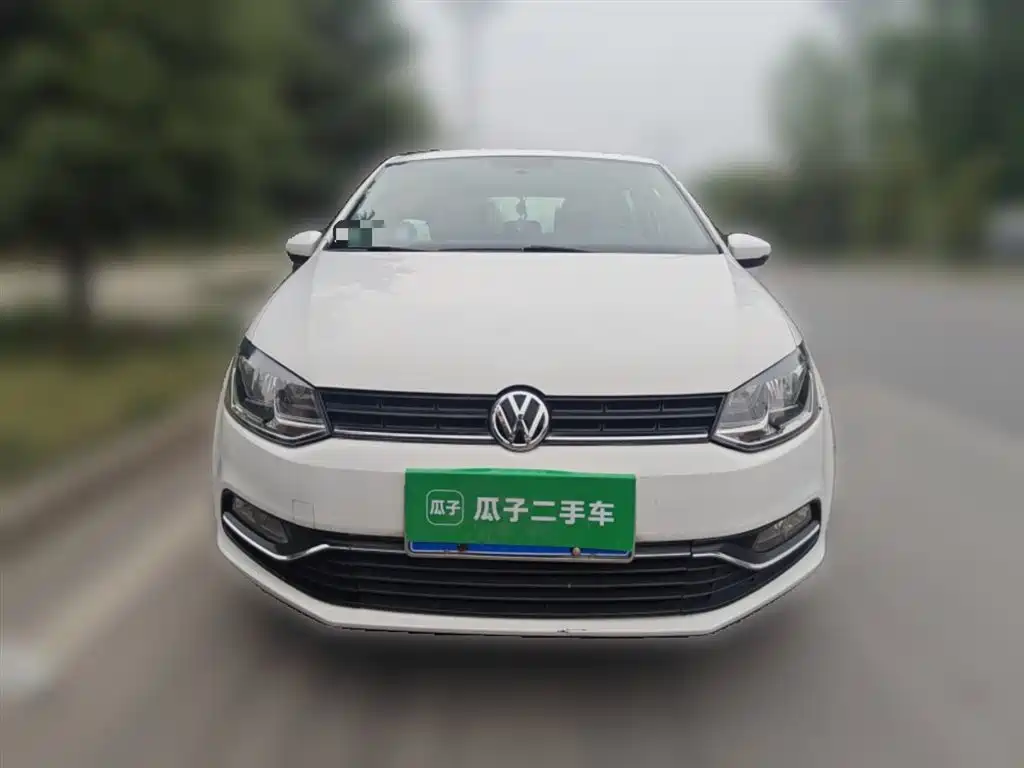 Volkswagen Polo 2016 1.6L Automatic Comfort фото 24