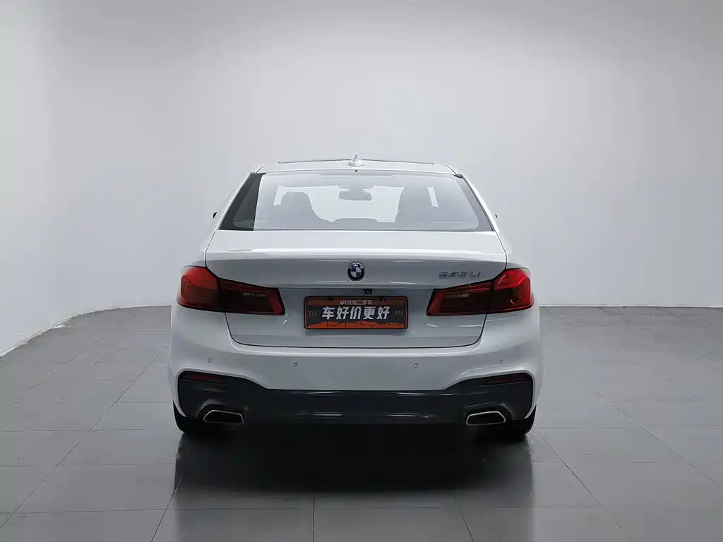 Фото 4 - BMW 5 Series
