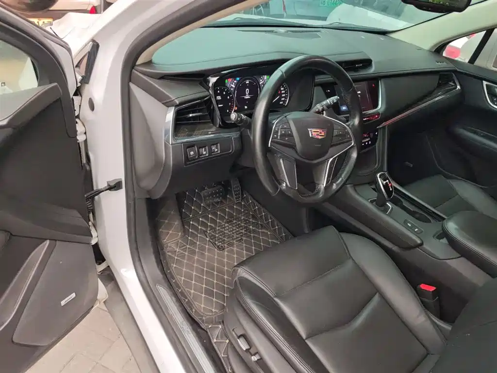 Cadillac XT5 2018 25T Luxury фото 16