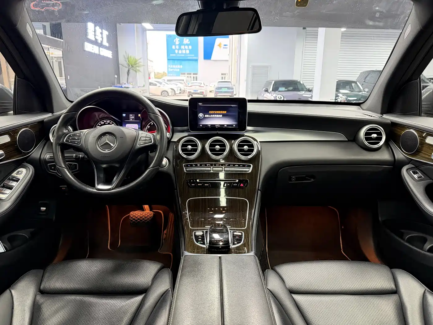 Mercedes-Benz GLC 2017 GLC 260 4MATIC Dynamic фото 6