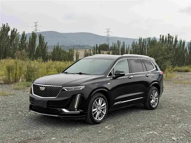 Cadillac XT6 28T, 6 мест, полный привод, Люкс