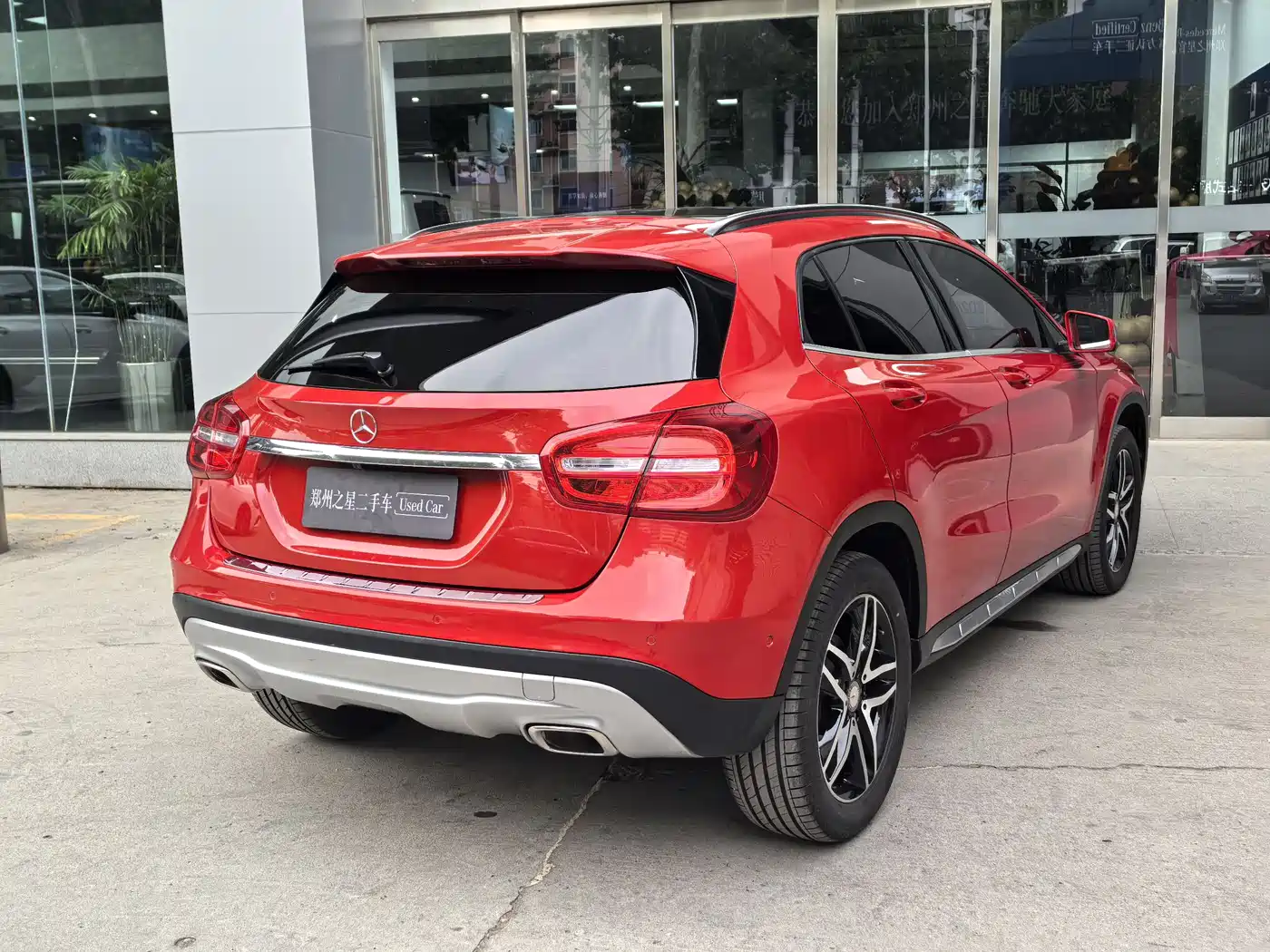 Mercedes-Benz GLA 2017 GLA 220 4MATIC Fashion фото 4