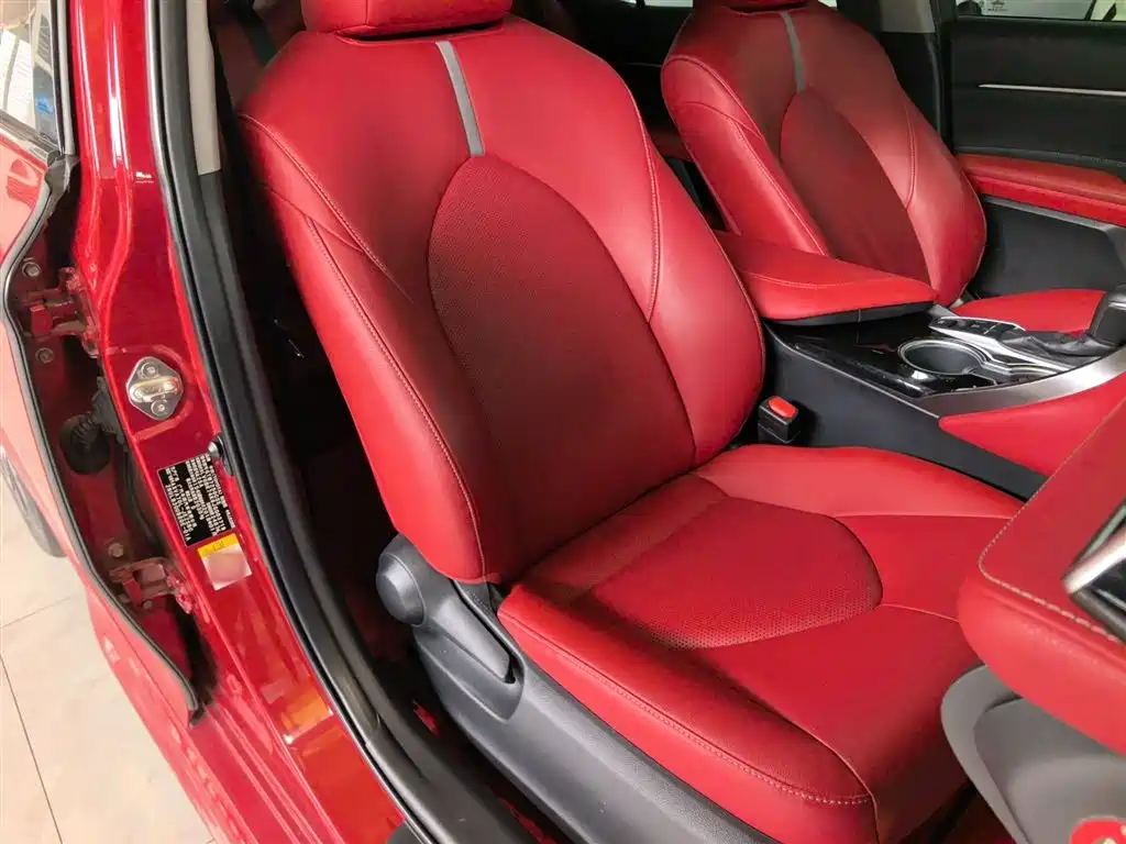 Toyota Camry 2018 2.5S Trend Edition фото 25