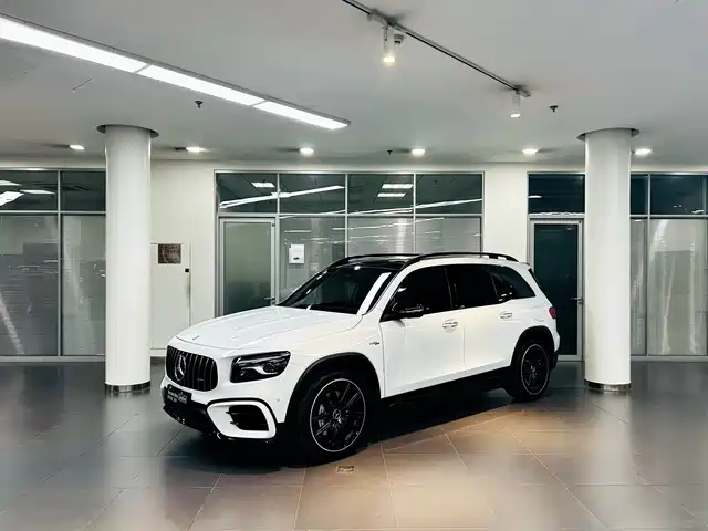 MERCEDES-BENZ GLB AMG