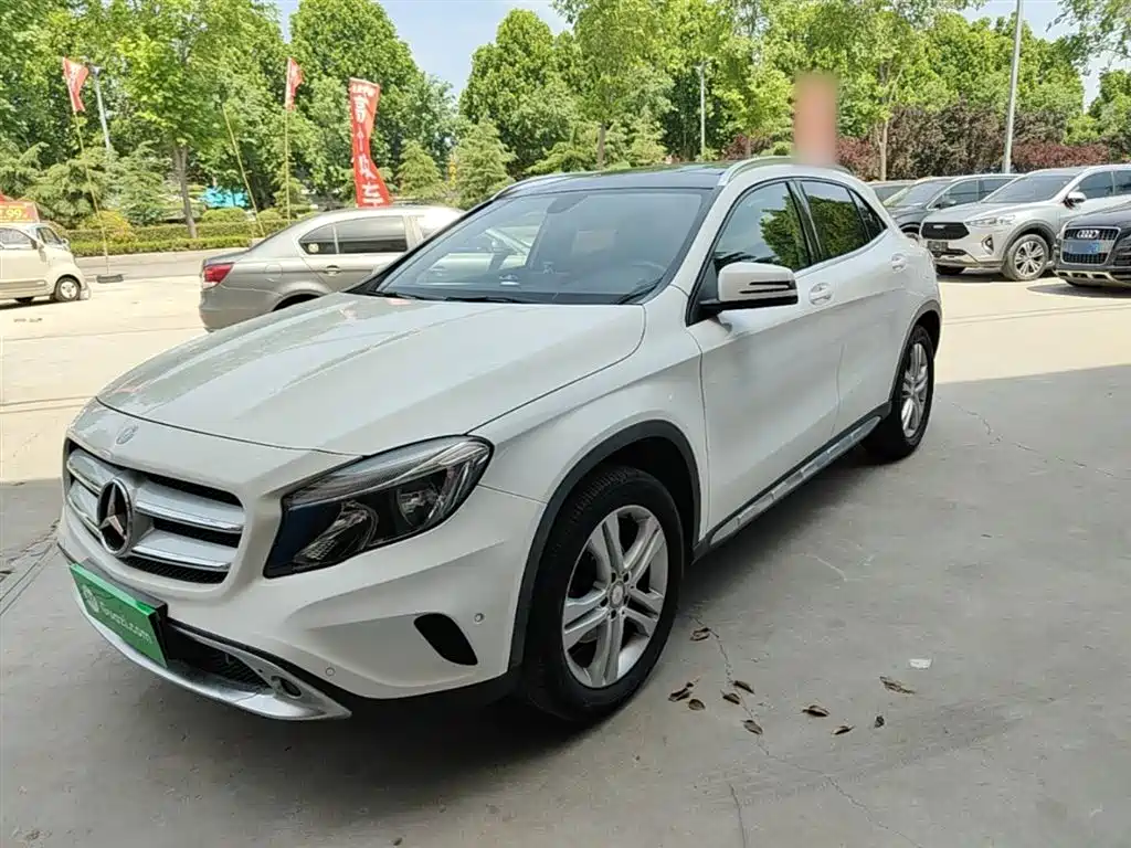 Mercedes-Benz GLA 2015 GLA 200 Dynamic