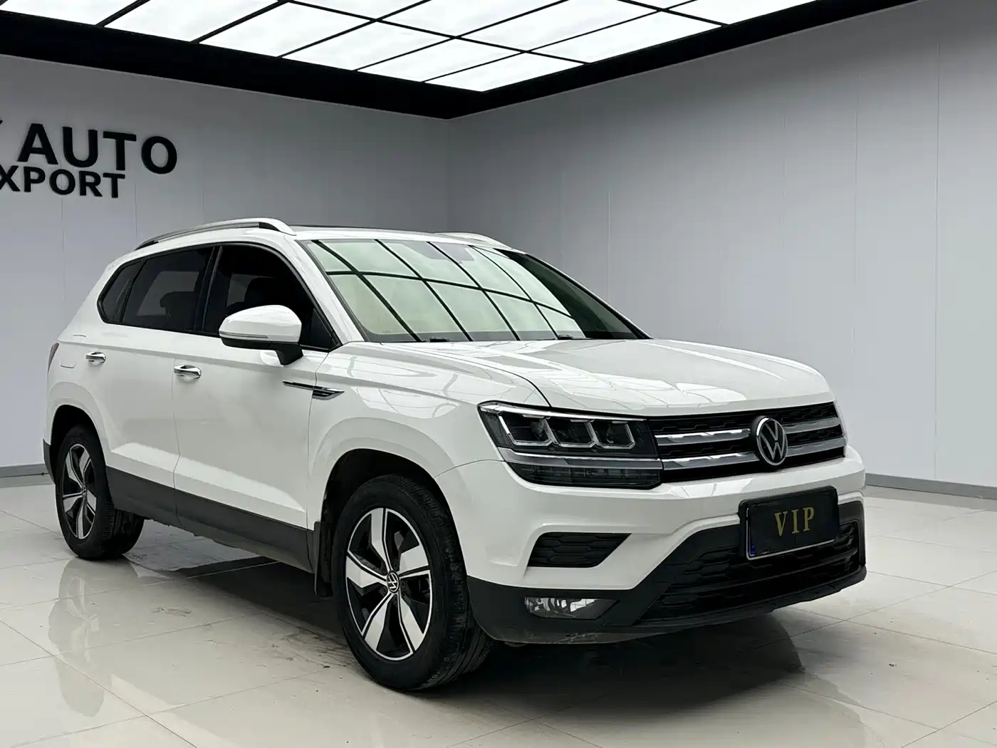 Volkswagen Tharu 2021 Model 280TSI 2WD Comfort Edition фото 4