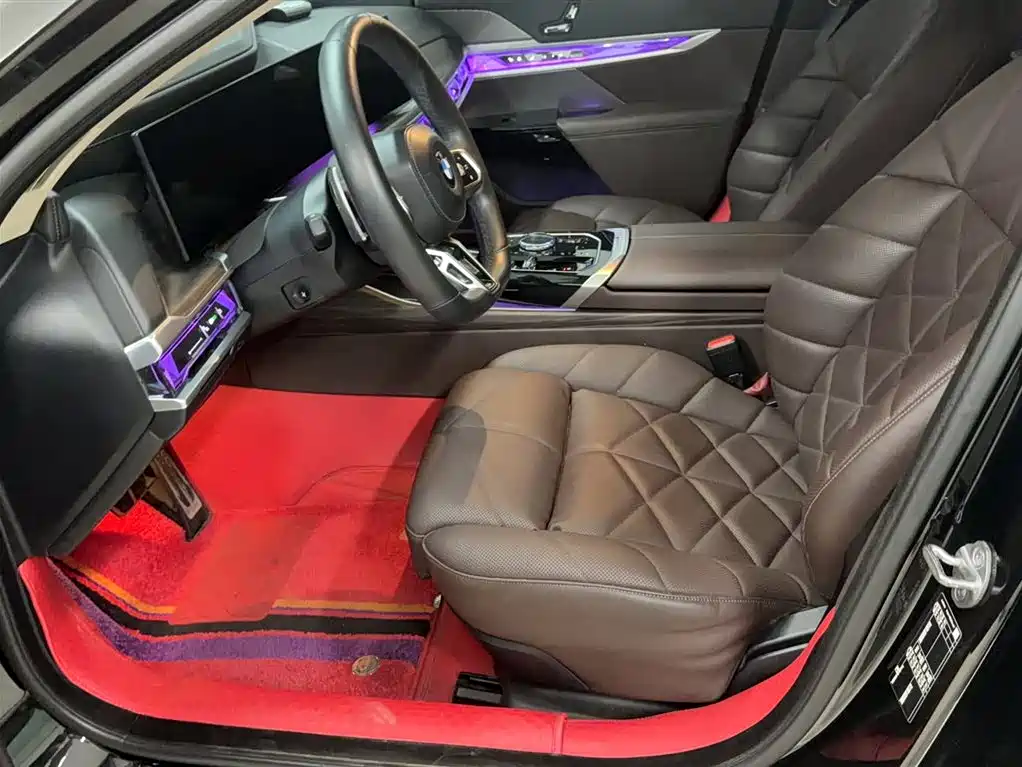 BMW 7 Series 2023 Model 740Li Leading M Sport Package фото 14