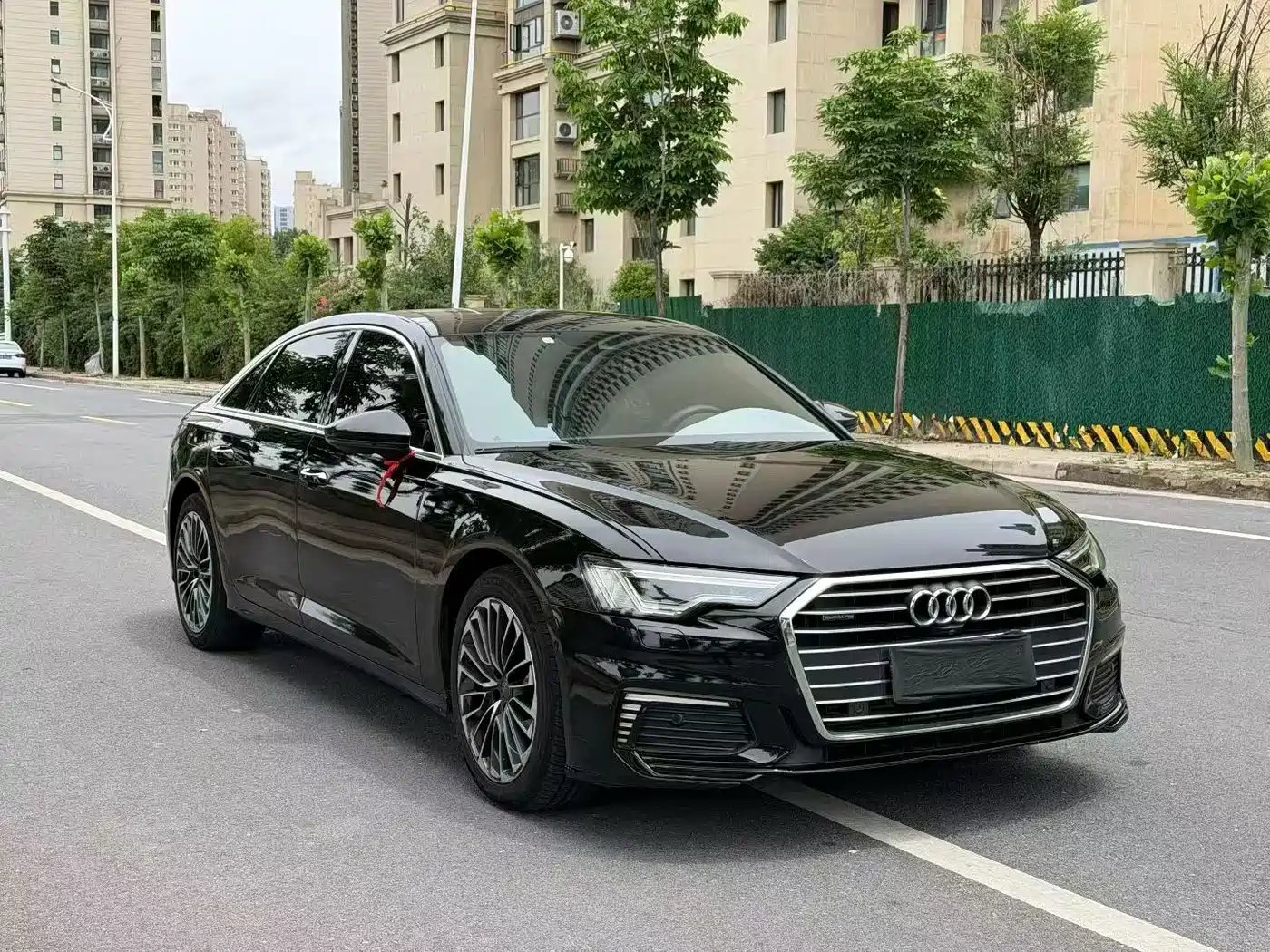 Audi A6L New Energy 2020 55 TFSI e quattro фото 3