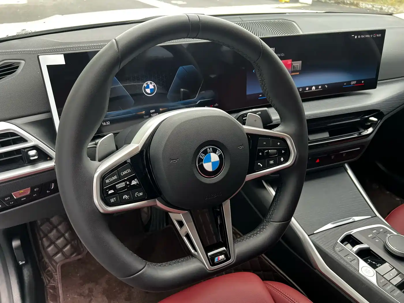 BMW 3 Series 2025 325Li M Sport Package фото 3