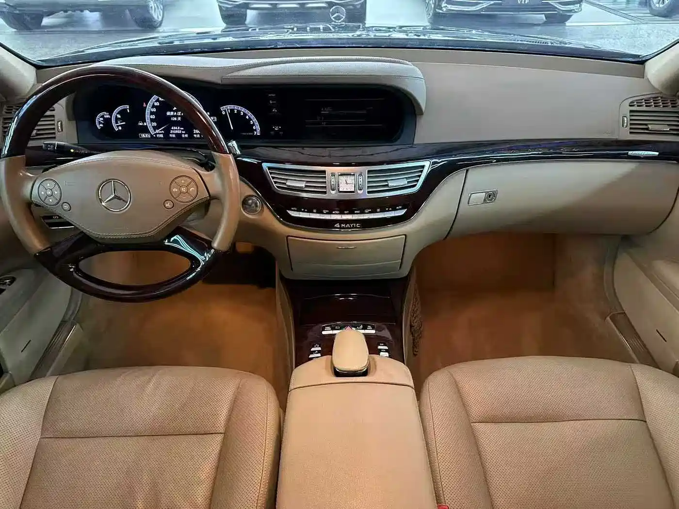Mercedes-Benz S-Class 2012 S 350 L 4MATIC Grand Edition фото 5