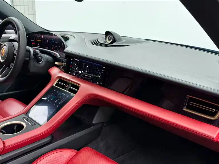 Porsche Taycan 2022 Facelift Taycan фото 13