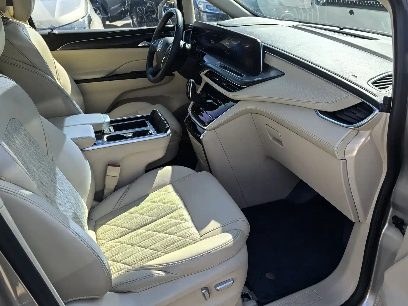 Buick GL8 2023 ES Landmaster Luxury Harmony Edition фото 8