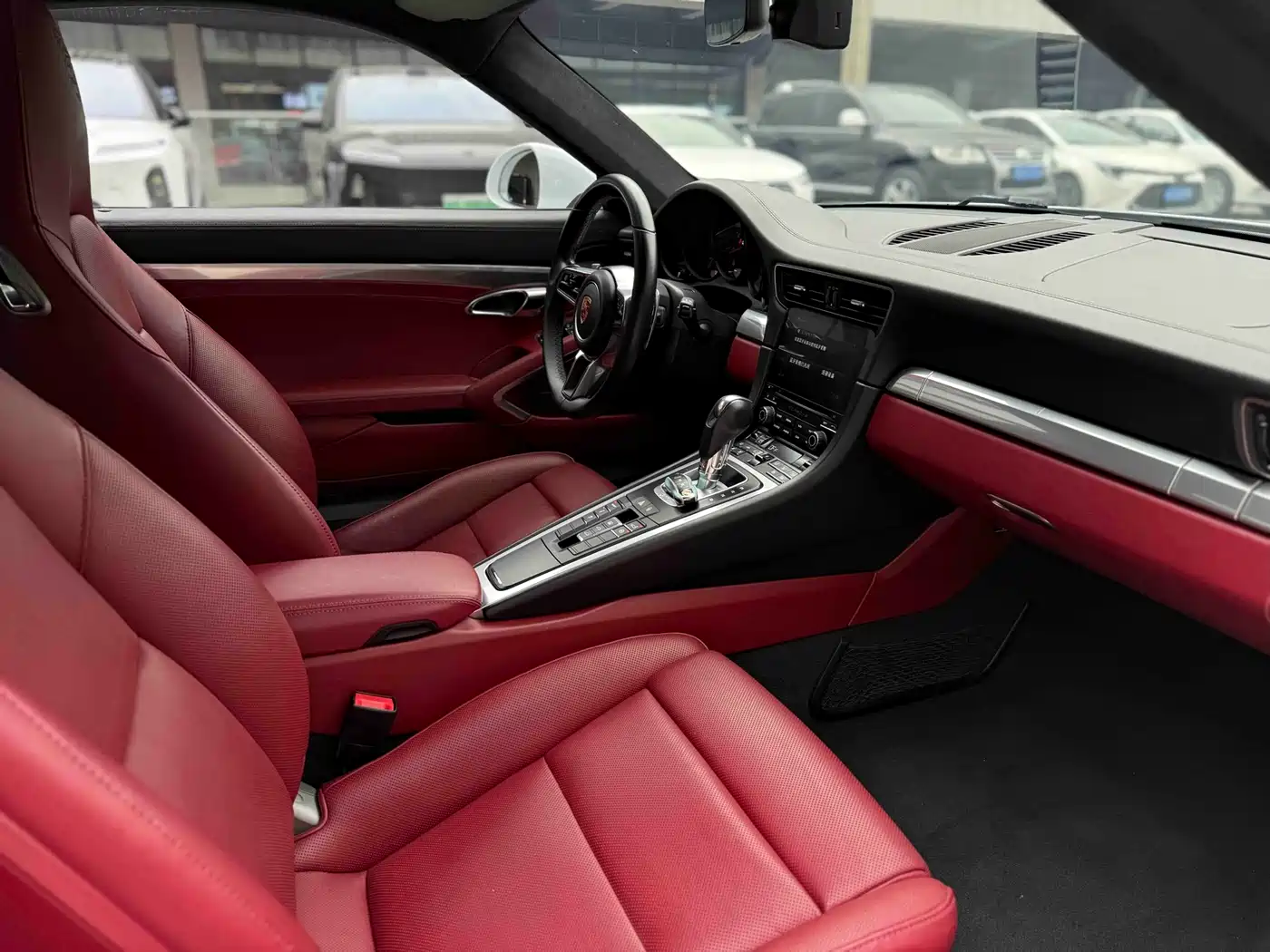 Porsche 911 2016 Carrera 3.0T фото 9