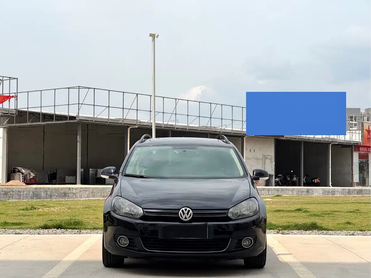 Volkswagen Golf (Import) 2011 1.4TSI Comfort Wagon фото 2
