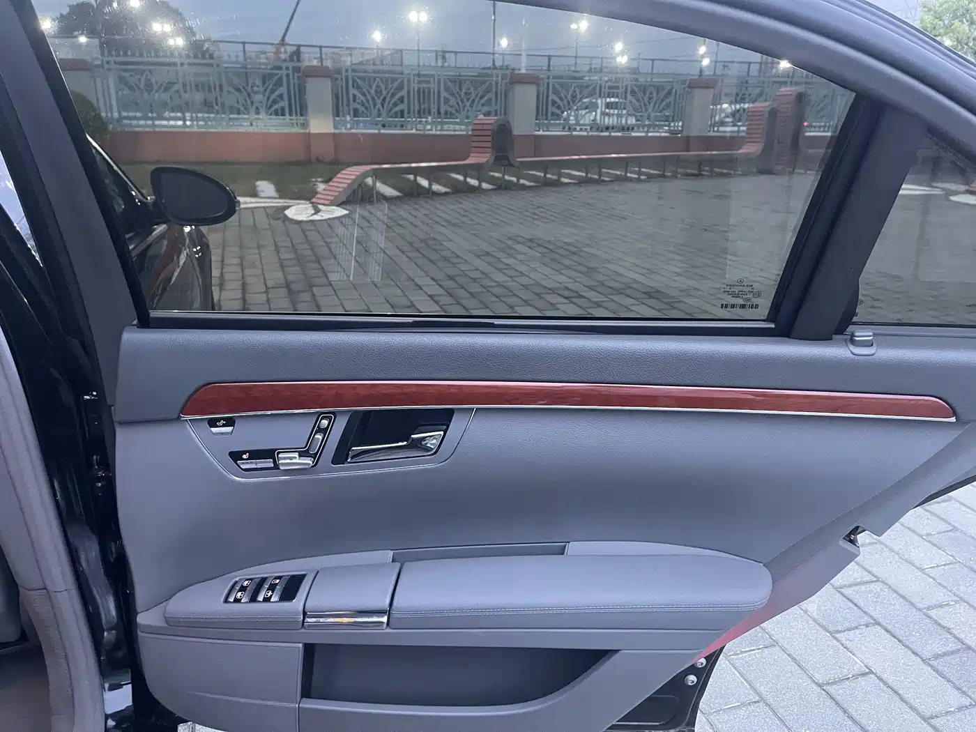 Mercedes-Benz S-Class 2006 Model S 300 фото 16
