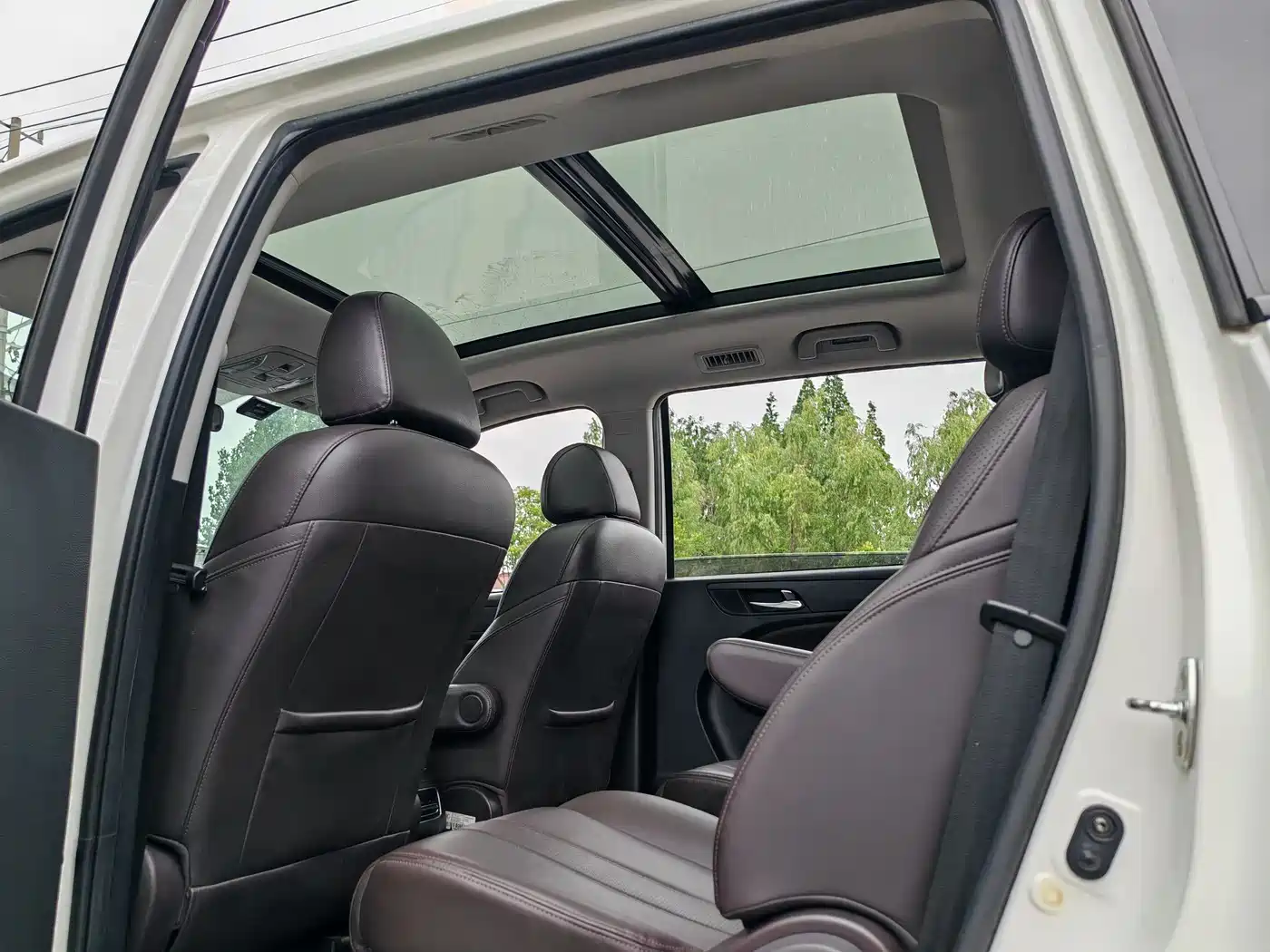 GAC Trumpchi Trumpchi M6 2019 270T Automatic Premium Edition (7-Seater) China V фото 5