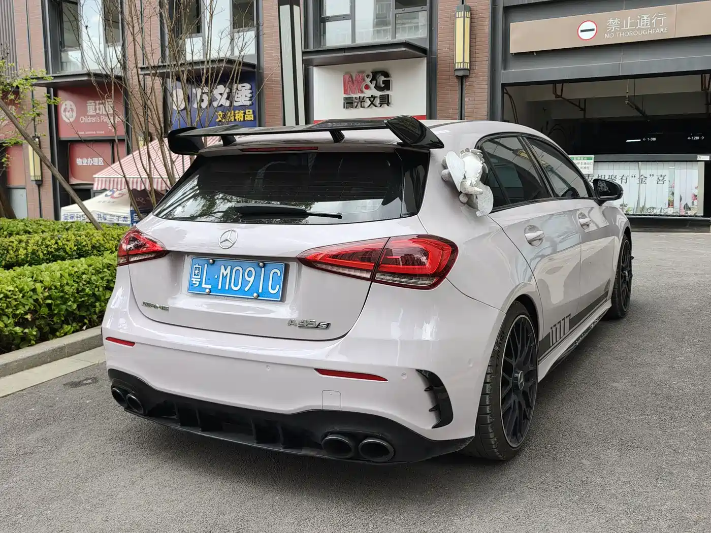 Mercedes-Benz A-Class AMG (Import) 2020 AMG A 35 4MATIC фото 4