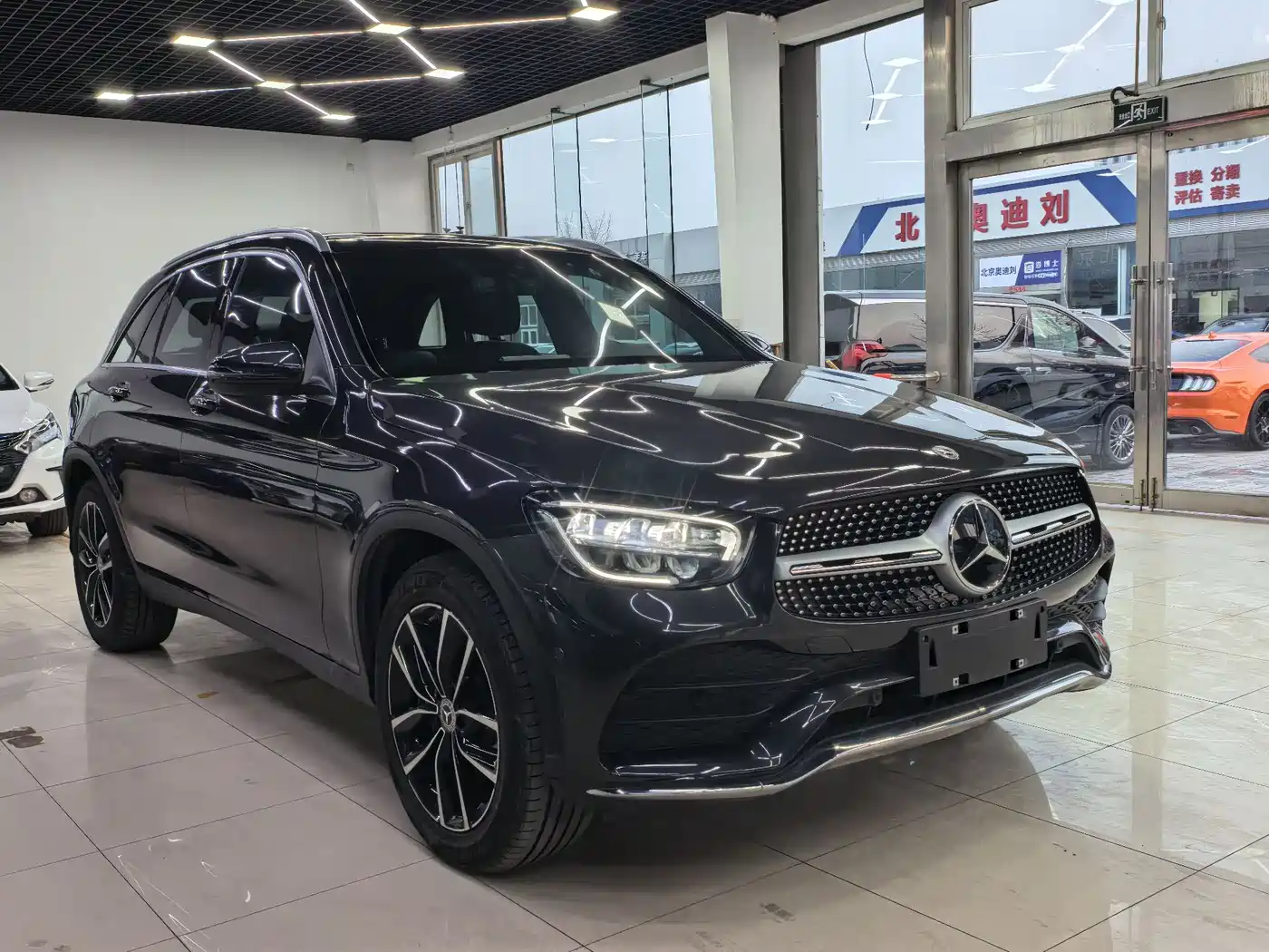 Mercedes-Benz GLC 2021 GLC 260 L 4MATIC Luxury фото 3