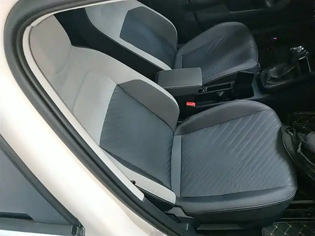 Volkswagen Lavida 2025 New Edge 1.5L Outstanding New Ease фото 25