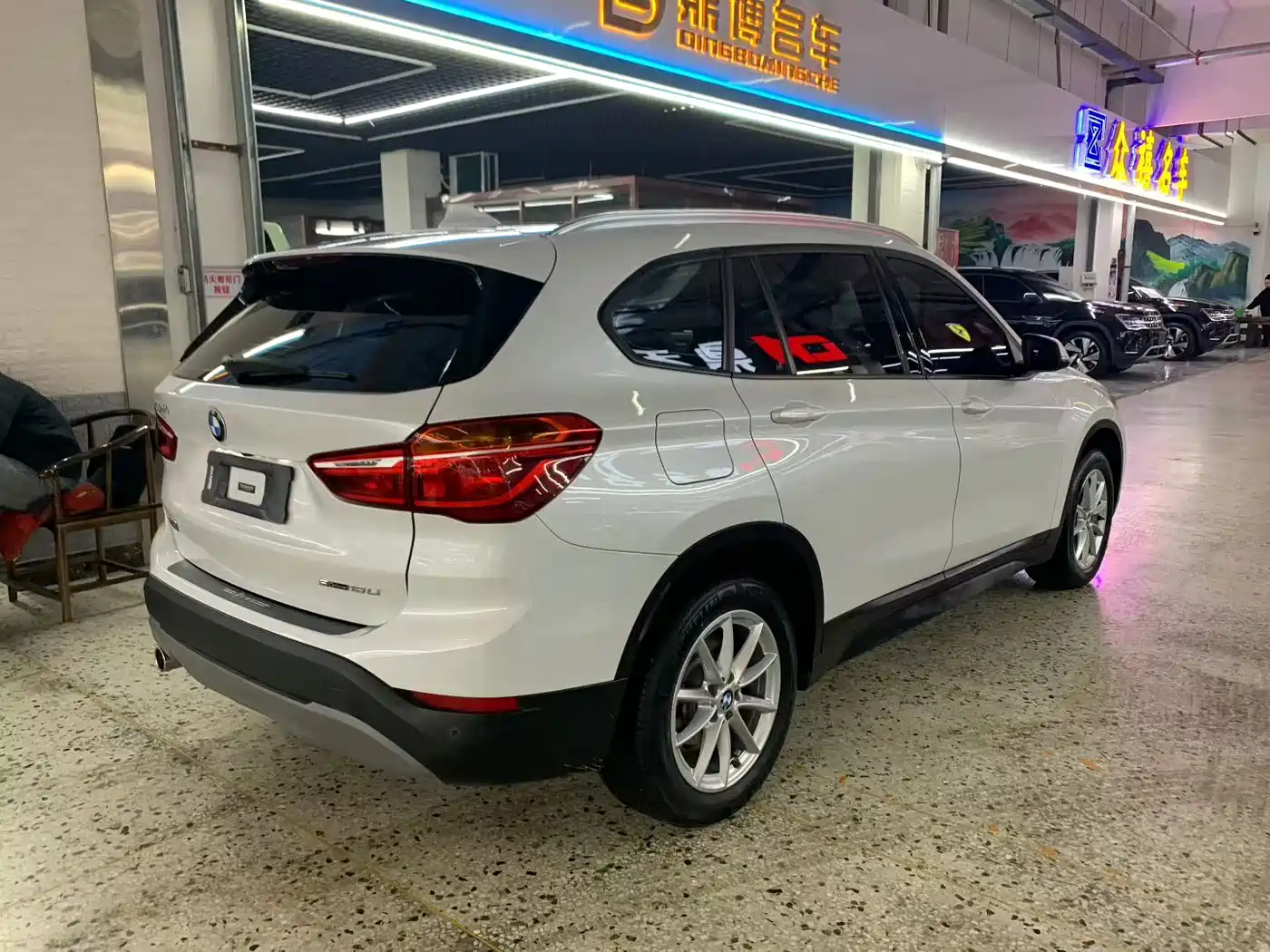 BMW X1 2019 sDrive18Li Fashion Model фото 9