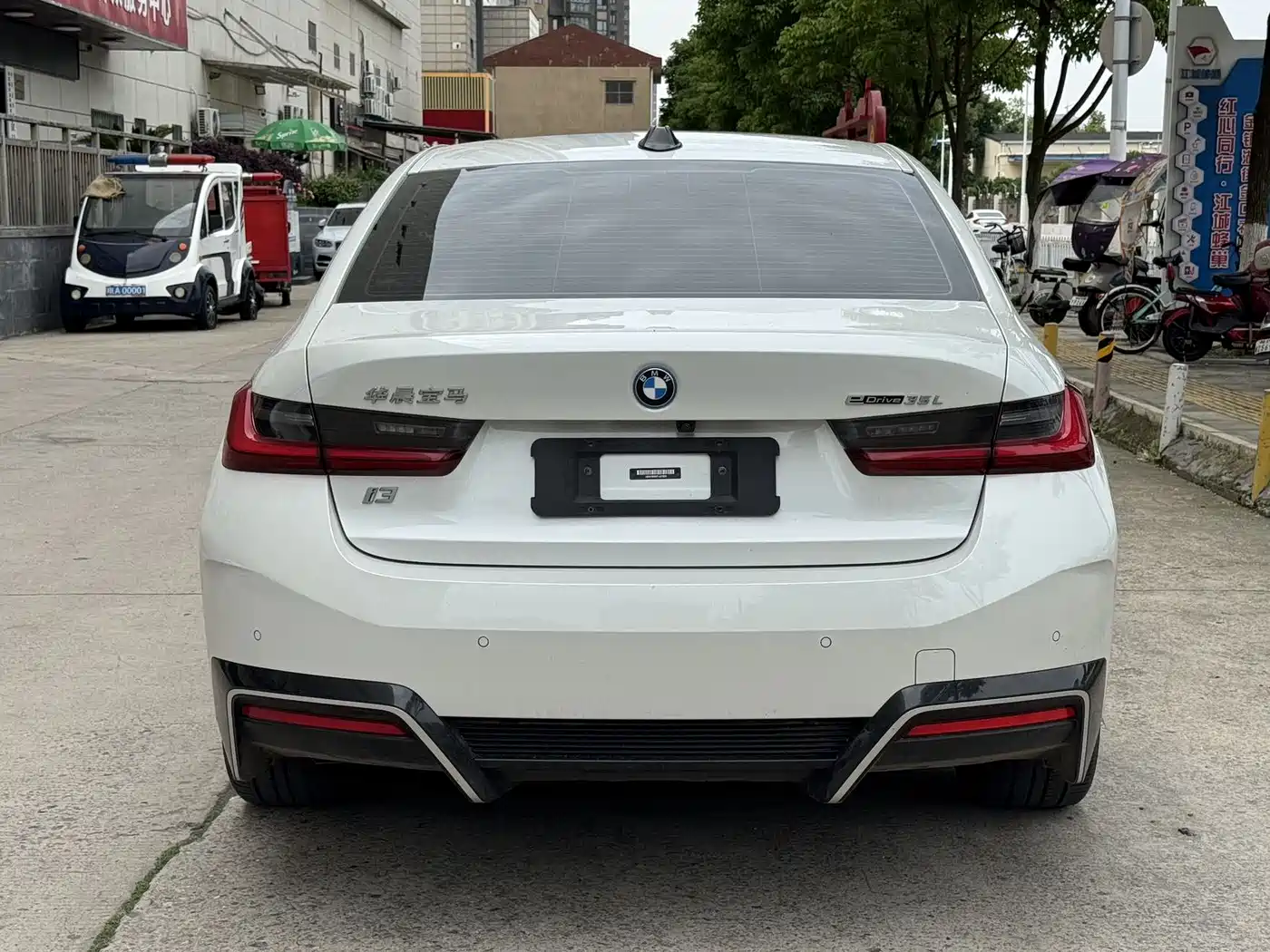 BMW i3 2024 eDrive 35 L фото 15