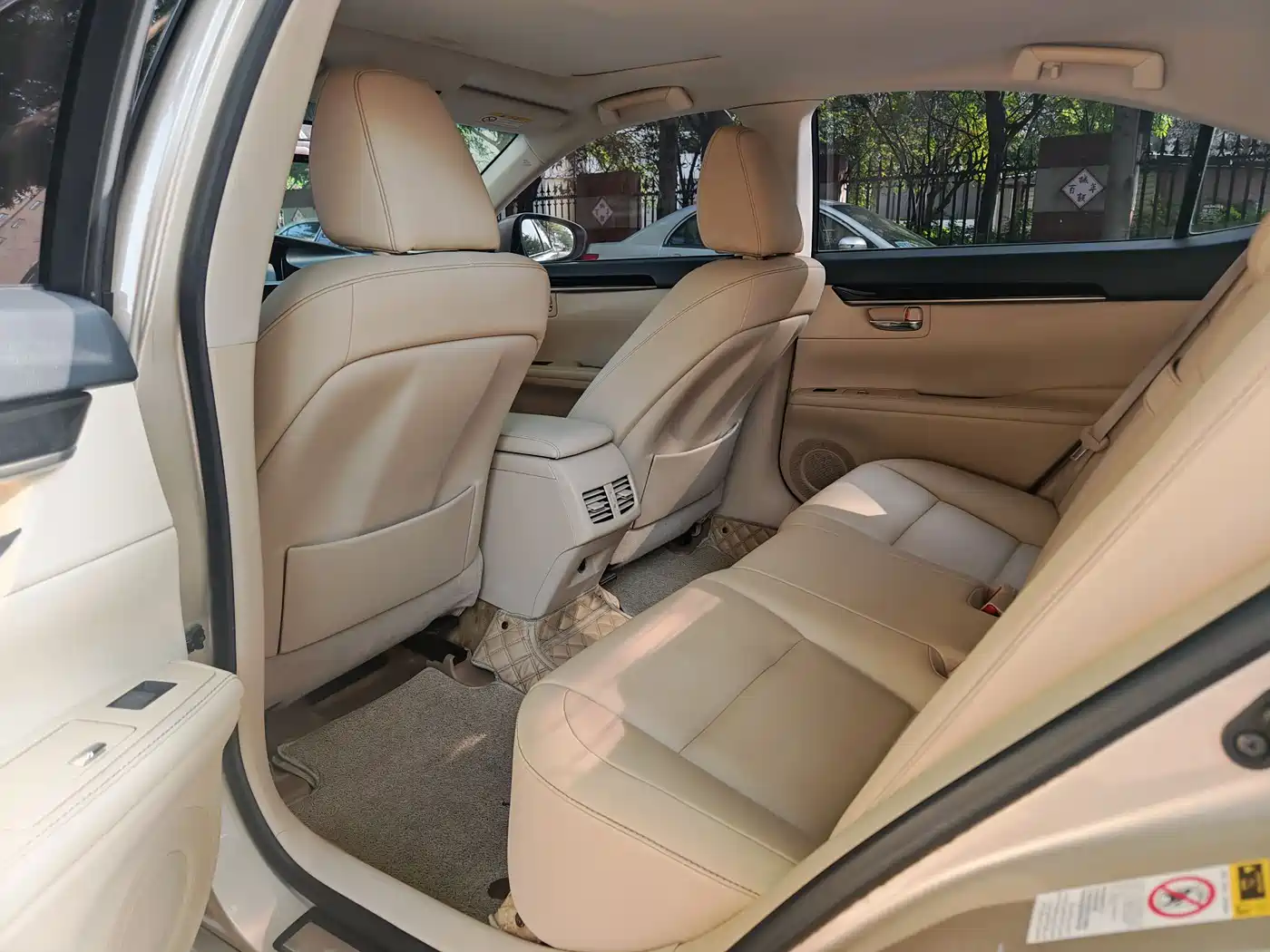 Lexus ES 2013 250 Elite Edition фото 8