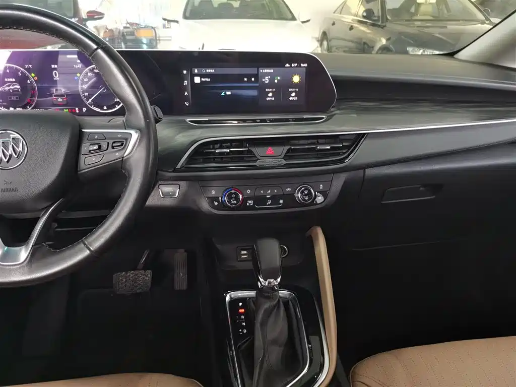 Buick GL6 2021 323T Mild Hybrid Connected Luxury фото 9