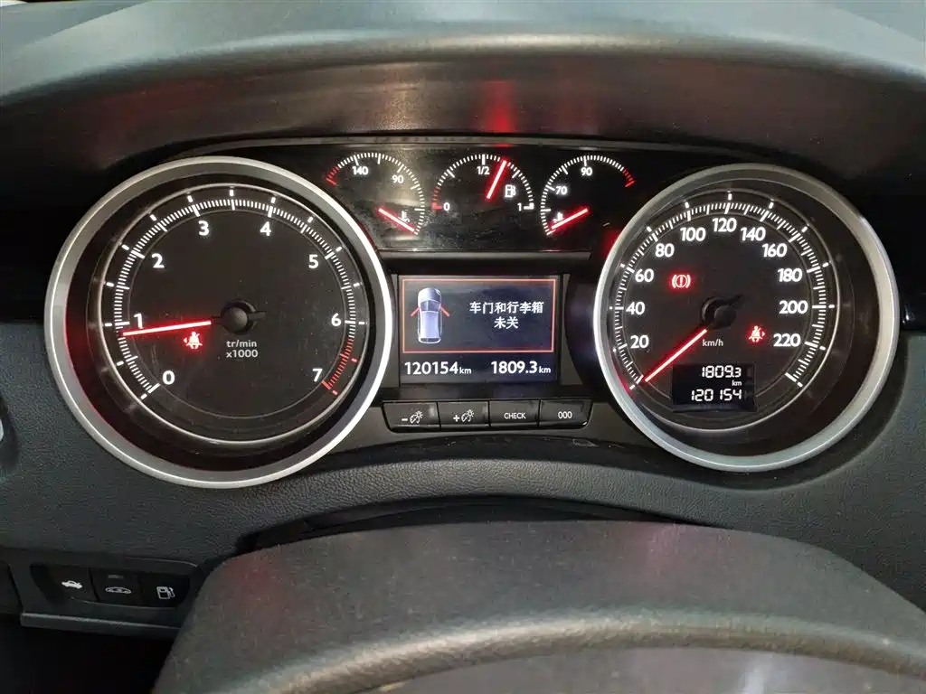 Peugeot 508 2015 1.6THP Auto Excellence Edition фото 8