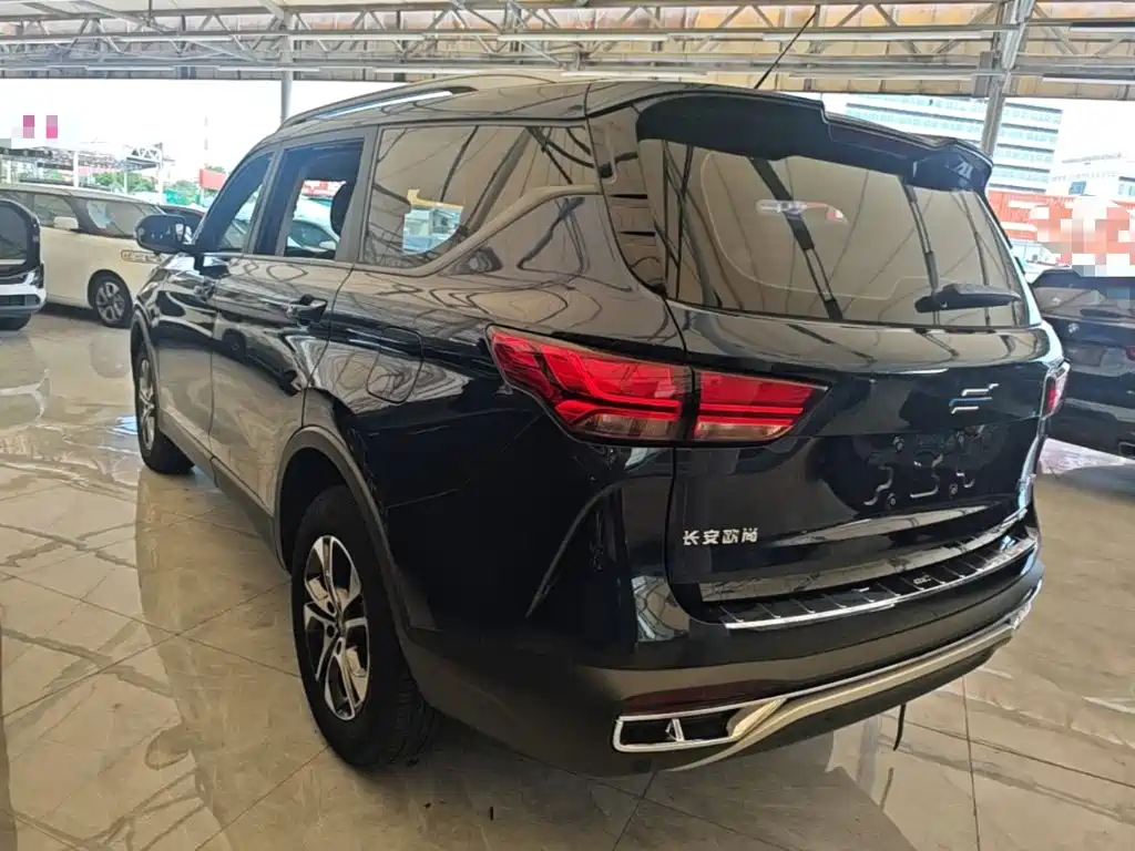 Changan Oshan Cosmos Pro 2022 2021 1.5T Manual Elite 7-seater