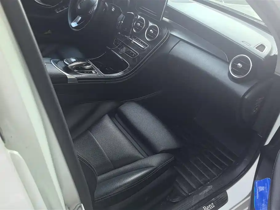 Mercedes-Benz C-Class 2015 C 200 L Sport фото 8