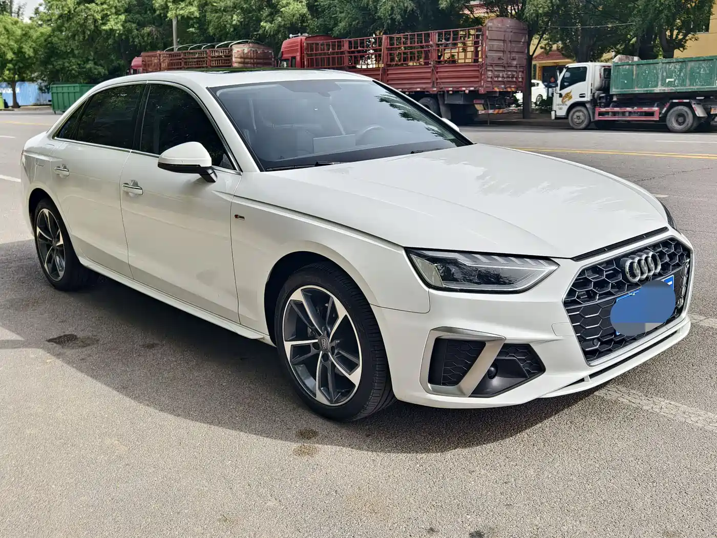 Audi A4L 2020 40 TFSI Fashion Dynamic Edition фото 2