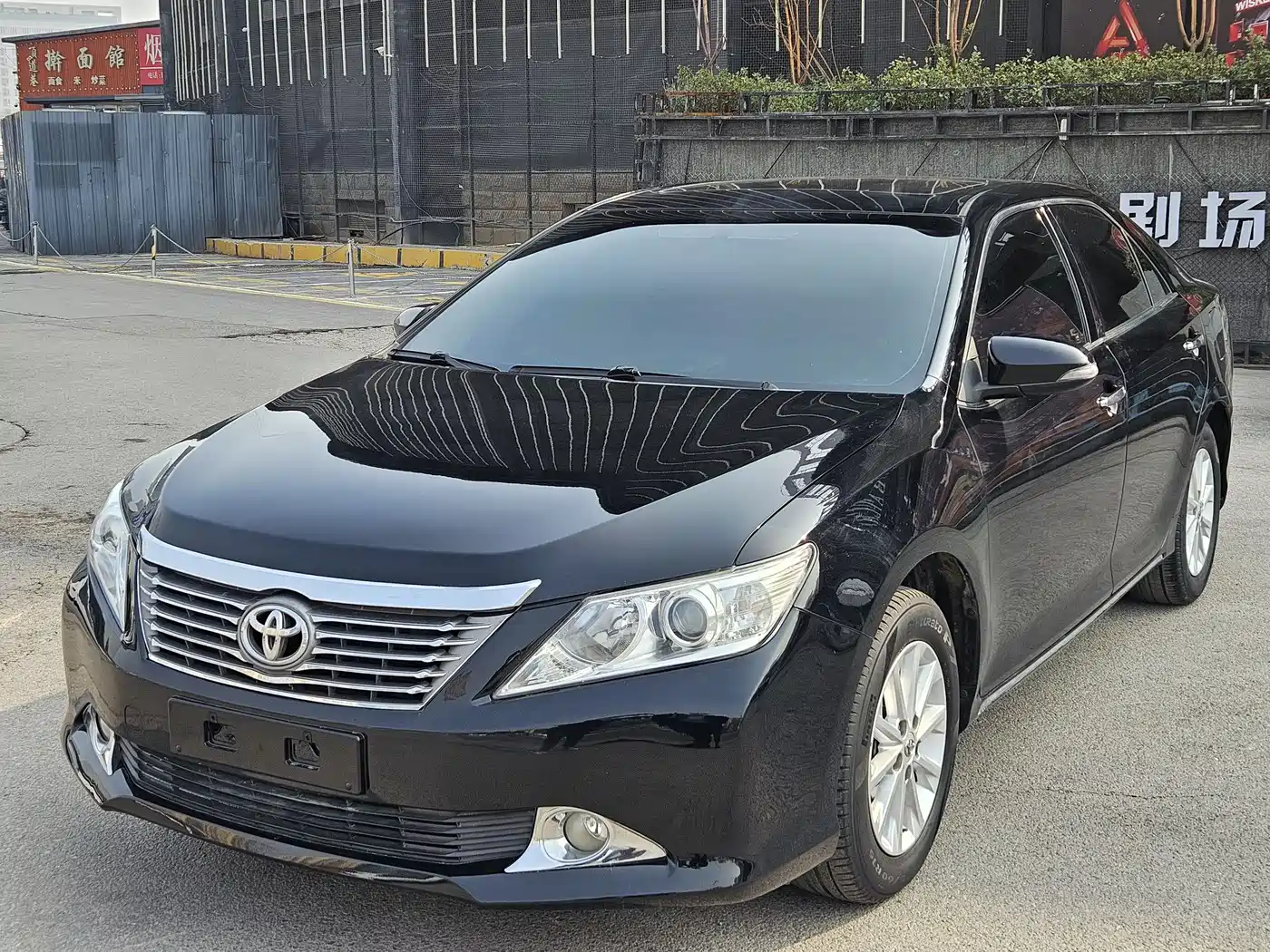 Toyota Camry 2013 2.0G Comfort