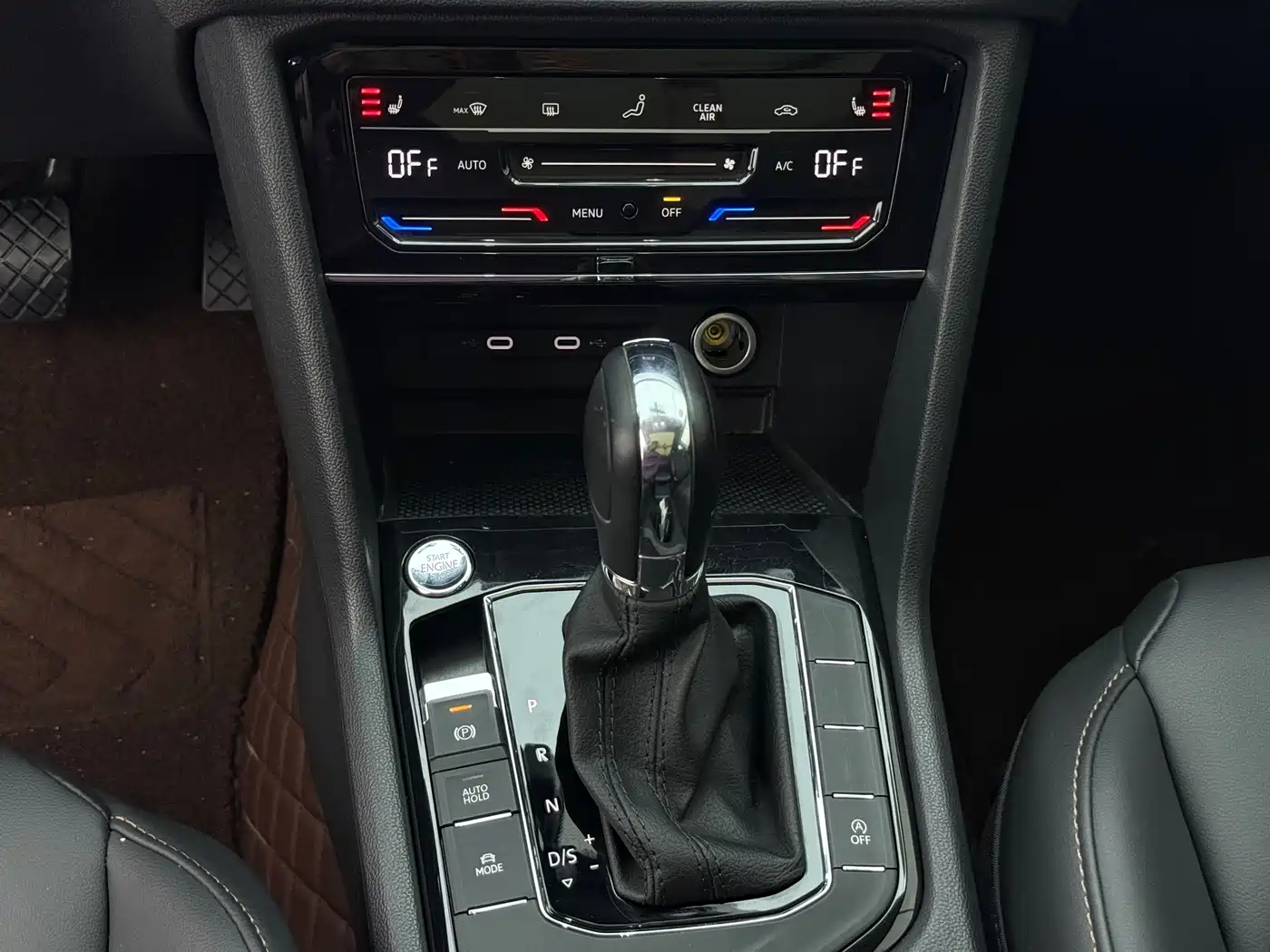 Volkswagen Tharu 2022 280TSI FWD Luxury Edition фото 10
