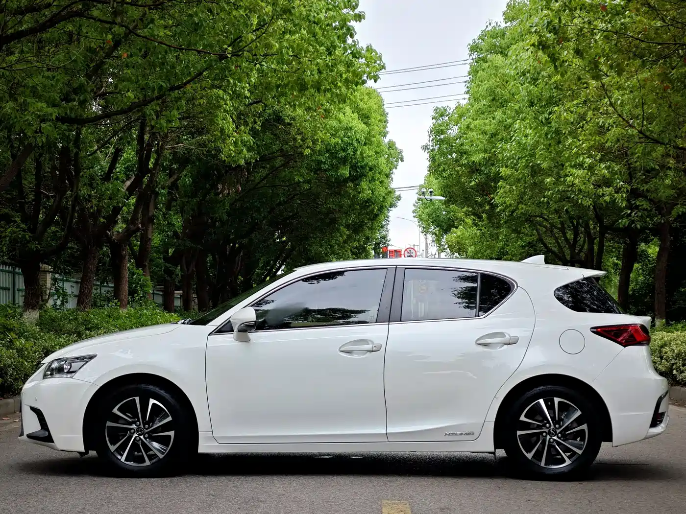 Lexus CT 2017 CT200h Elite Edition Monochrome China V фото 4