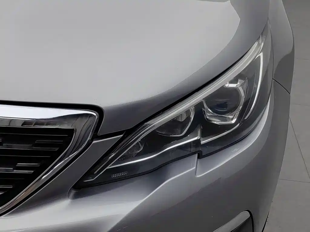 Фото 7 - Peugeot 308