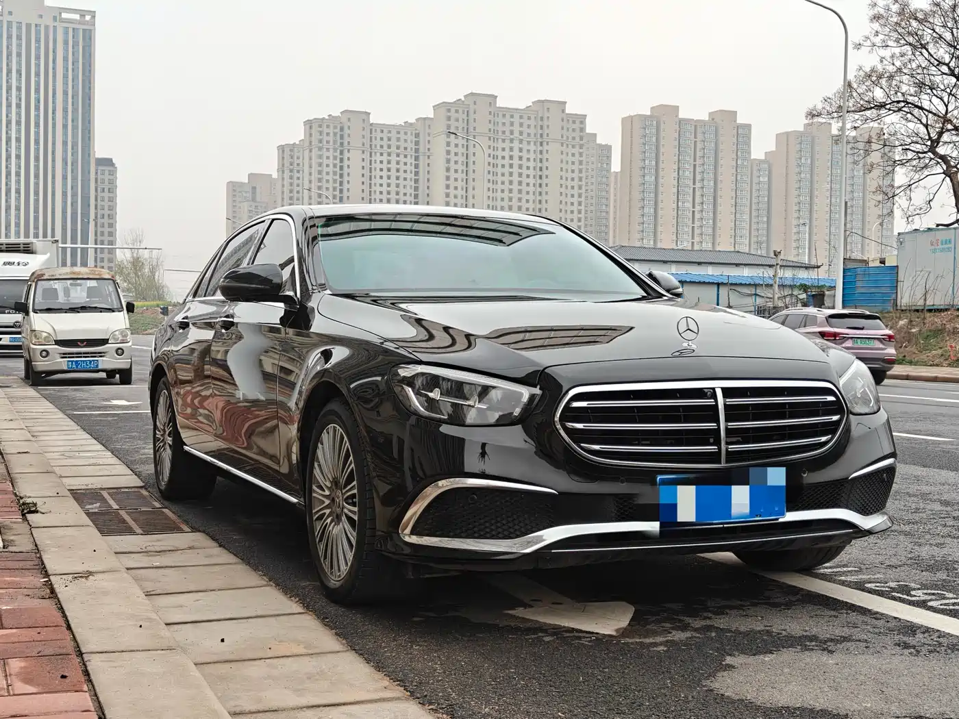Mercedes-Benz E-Class 2021 E 300 L Luxury фото 3