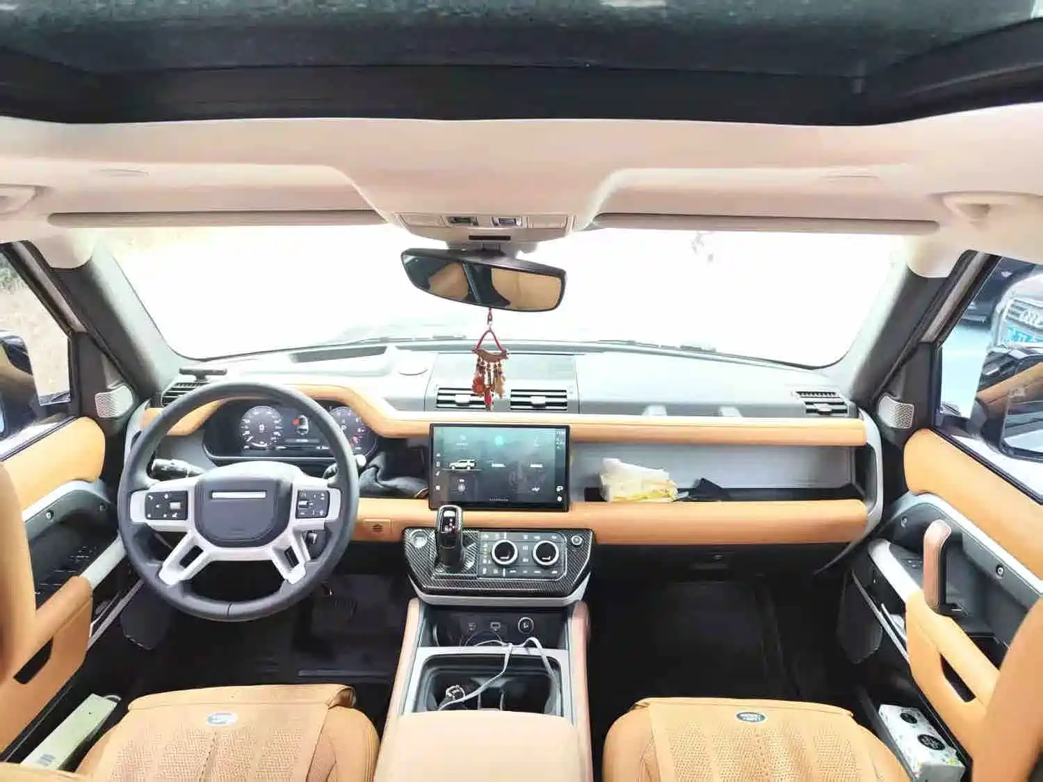 صورة 5 - Land Rover Defender