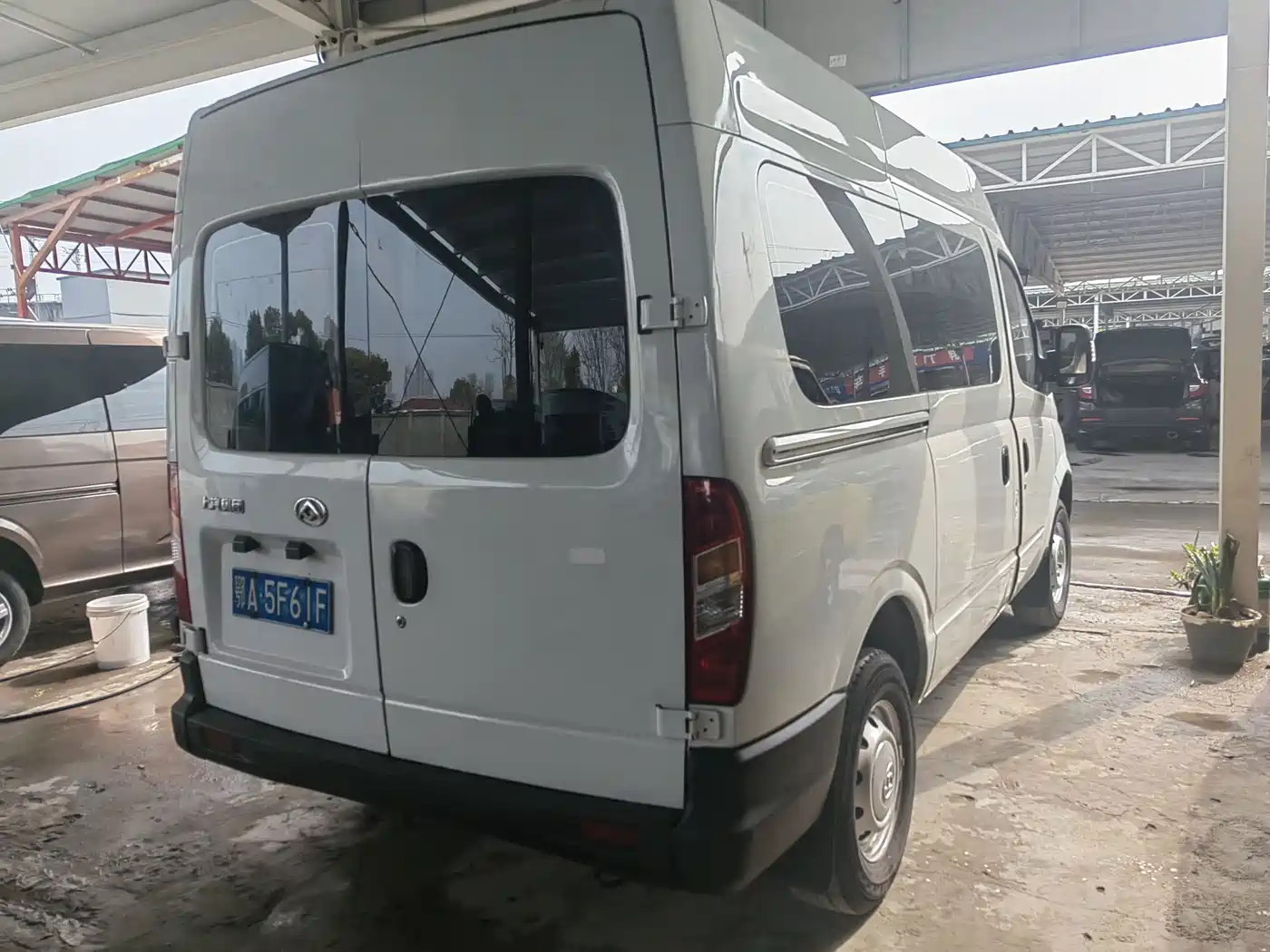 SAIC MAXUS XINTU V80