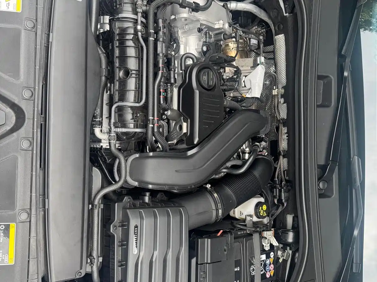 Audi A3 2026 2025 Sportback 35TFSI Flying Premium